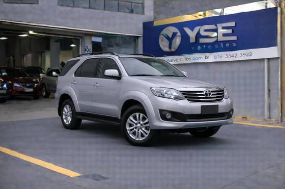 TOYOTA HILUX SW4 3.0 SRV 4X4 16V TURBO INTERCOOLER DIESEL 4P AUTOMÁTICO